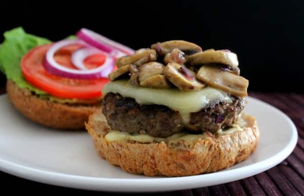 تصویر 1 از همبرگر مخلوط گوشت با شرایط باور نکردنی